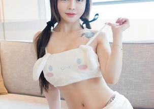 Feilin嗲囡囡 – 别眨眼，陈雅漫VICKY的瑜伽写真让图库里每一个姿态都在低声细语！