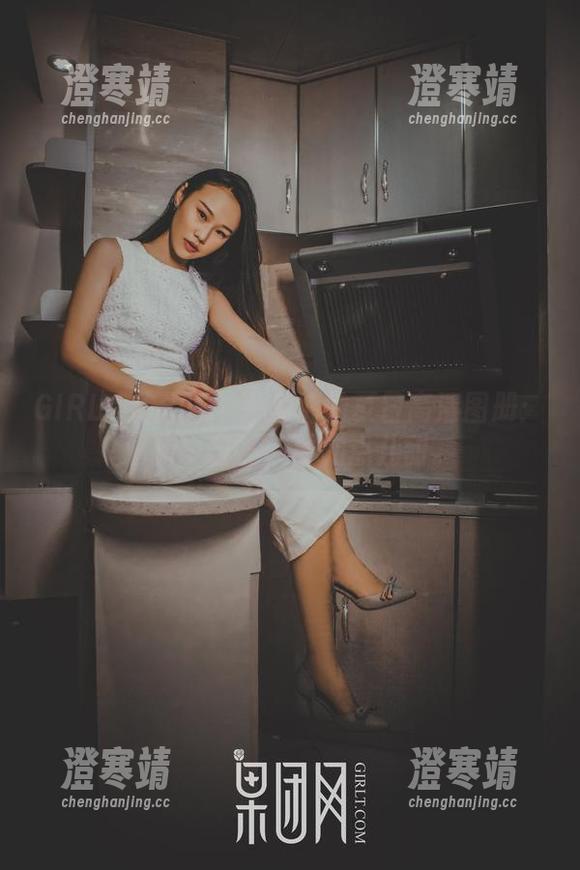 GIRLT果团网-尹意纯 GIRLT果团网 - 尹意纯的夏日高清图册:清新、自然,再加点儿甜。