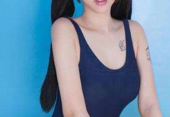 GIRLT果团网 – 免费获取！陈迪娅黑丝美图，看看她是怎么把黑丝穿出新高度的！