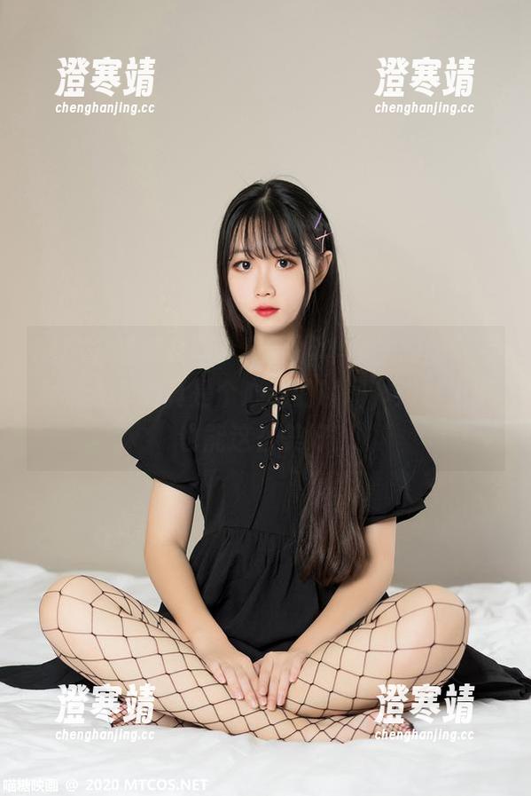 MTYH喵糖映画 - 这组“半半子制服”写真，分享的真是个心动的瞬间，难道上班也能这么美好？