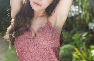 MyGirl美媛馆 – 沫晓伊的旅拍，尽管图片很好，但她的表情到底在想什么啊？