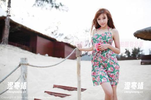 MyGirl美媛馆 - 隐秘的角落，糯美子MINIbabe旅拍图包分享，感觉好像偷看了什么。