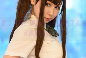 PAKI酱新更新：原图一下子撩到了我的心，JK黑丝真的妙！