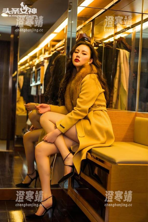 TouTiao头条女神-信悦儿 TouTiao头条女神 - 免费体验!信悦儿的灰丝照片,简直是一场视觉的碰碰车。