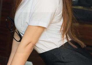UGirls尤果网 – 分享Abby金金的校服写真集：再来一套，我的青春都快找回来了！