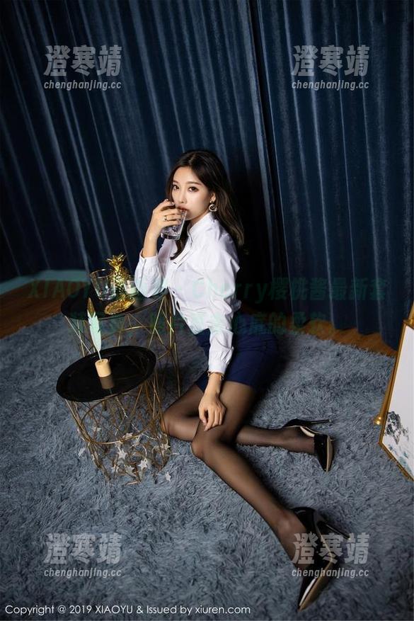 XIAOYU语画界-Cherry樱桃酱 XIAOYU语画界 - Cherry樱桃酱最新套装写真,照片直击心底的柔软。