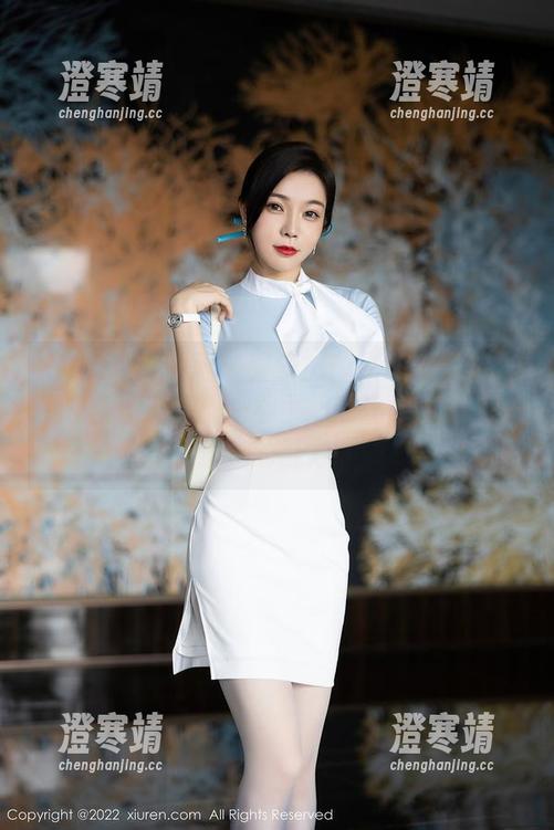 Xiuren秀人网 - 警告！FoxYini孟狐狸夏日美图更新：一不小心就让你掉入‘狐狸’的魅力！