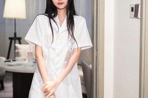 Xiuren秀人网 – 在修女的世界里，LindaLinda最新图库带你走进不一样的圣坛