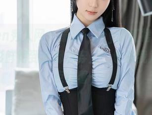 Xiuren秀人网 – 最新“icy猪红裙”套图，色彩鲜艳到我都想穿上，也许我对此有点执着…