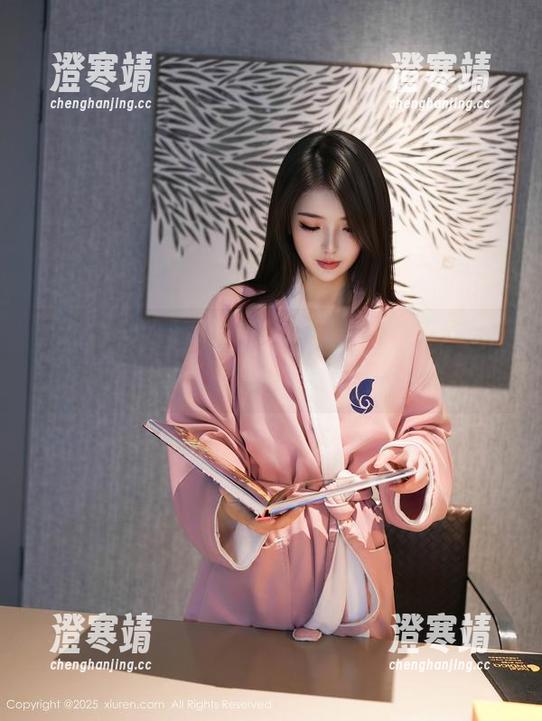 Xiuren秀人网-岁小岁 Xiuren秀人网 - 岁小岁的连衣裙最新分享,让我羡慕得想变裙子!