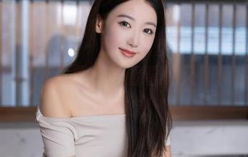 Xiuren秀人网 – 新鲜出炉！李雅柔182CM的蕾丝图片更新，看看她又如何撩拨你的视线！