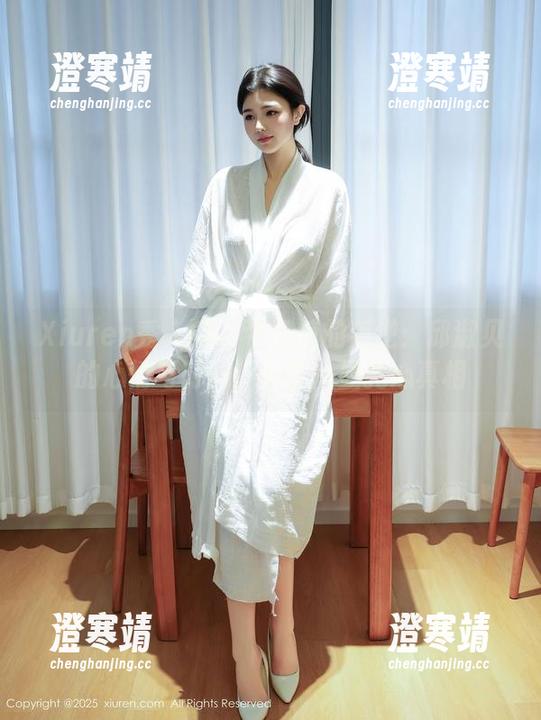 Xiuren秀人网-邱淑贝 Xiuren秀人网 - 牛仔裤的叛逆:邱淑贝的心情与时尚,套图尽显扎心真相