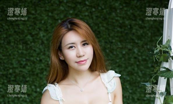 YouWu尤物馆-陆萱萱Cecilia YouWu尤物馆 - 陆萱萱Cecilia红裙暴露了什么?原图无圣光让你意想不到!