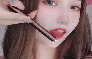 eloise软软的最新图册来啦！毛衣少女与冬季棉花糖的邂逅！