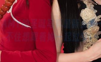 丽柜 – AMY的圣诞写真最新资源–让人忍不住想跟着她一起过节！