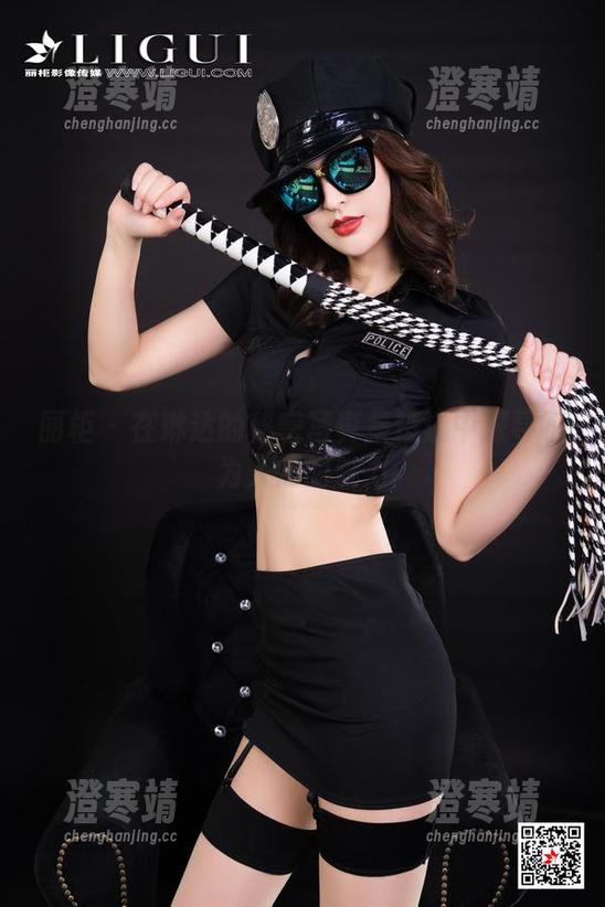 丽柜 - 在琳达的秘密写真集精选中探寻不为人知的魅力