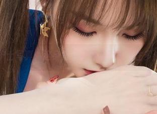 丽柜 – 菲菲护士写真：这身白色让你我都忍不住多看几眼的图包