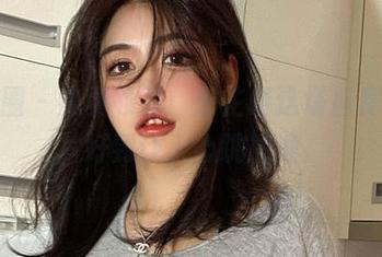 微密圈 – 免费领取：于芷晴这场盛宴，照片好到让人心跳加速。