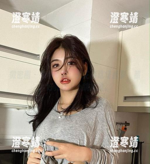 微密圈 - 免费领取：于芷晴这场盛宴，照片好到让人心跳加速。
