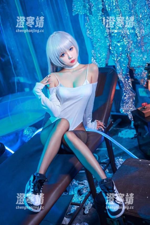 仙女月 仙女月的兔女郎COS图集,喜多川海梦的每一帧都像在撩人!