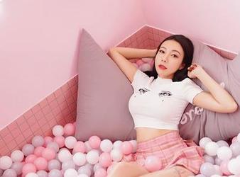 嗲囡囡 – 谁说修女不可以性感？李筱乔jo的图包让我重新定义，分享给大家！