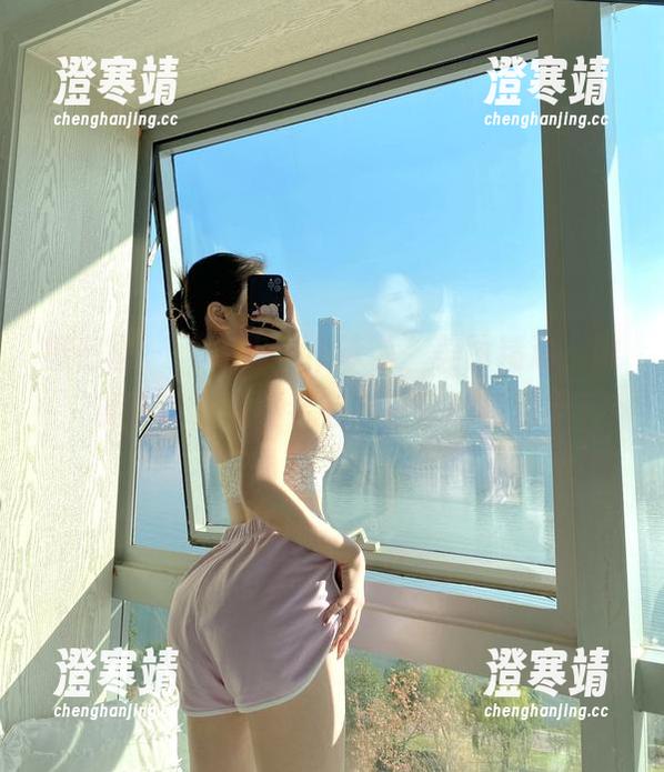 安妮yoo 微密圈 - “安妮yoo泳装”美图精选,谁说在泳池里不会有走红毯的感觉?