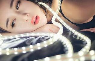 推女神 – 雪Baby校服写真，免费不限量，心中那点小期待又升温了呢！