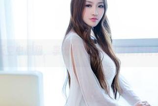 推女郎 – 在天空中翱翔，李七喜的空姐高清照片比云彩还柔软！