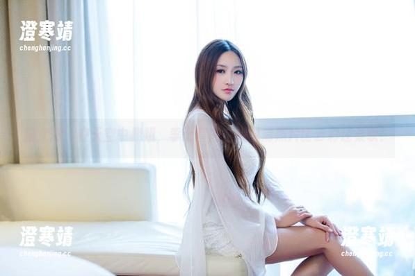 推女郎 - 在天空中翱翔，李七喜的空姐高清照片比云彩还柔软！