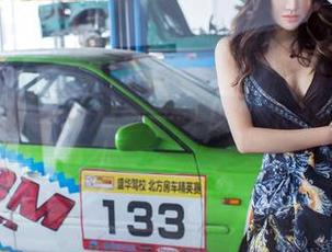 推女郎 – 黄可的透明魅力：套图中有故事，下载前先来一杯水！