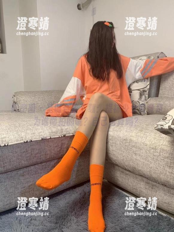 提袜少女 微密圈 - 圣诞合集下载:提袜少女究竟是为谁而拍的呢?自己也算吗?