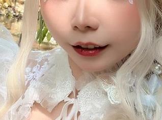 无颜小天使wy的吉他妹妹：看这张写真，别被表象迷了眼！