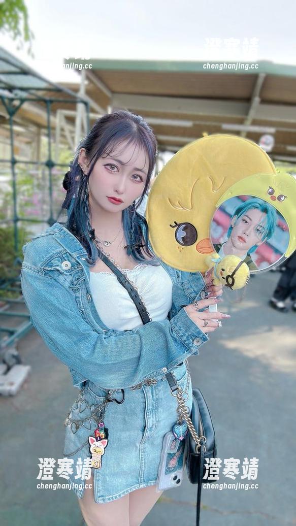原图带来的月城委员会美足，下载后居然让我开始跑去给自己买新鞋...这也太容易被影响了吧！