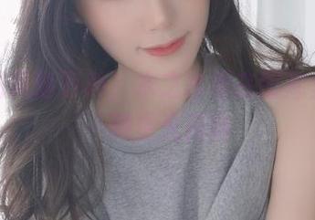 短裙的风情万种，木之本果在图库里的每一颗星光精选