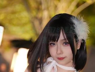 传说中的夏日白色泳装写真，末夜787更新，真是看得我热血沸腾！