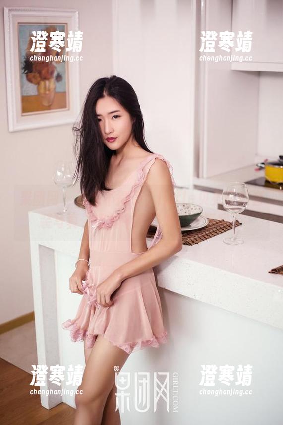 果团网-little贝壳喵 果团网 - 有点不得了,little贝壳喵的套装写真,照片中藏着她的故事吗?