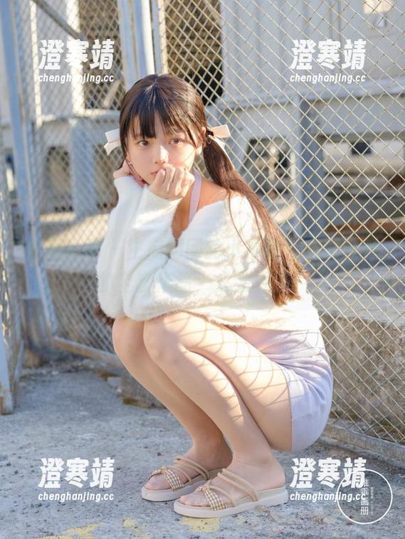 柴系小乖-生煎团团 柴系小乖 - 生煎团团的小木屋,充满诱惑的全套作品,太会玩了!