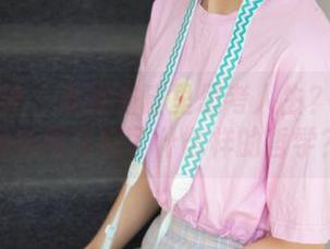 梦丝女神 – 坐在浴缸里思考人生？王娇娇的美图呈现了什么样的哲学？