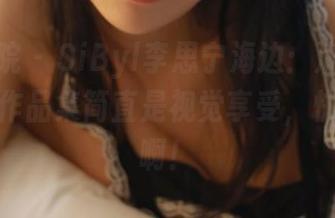 模范学院 – SiByl李思宁海边：满屏的蓝色，这作品集简直是视觉享受，快来下载啊！