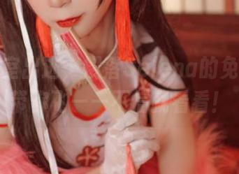 从办公室出逃，樱落Selena的免费图包带你飞——不信就看看！