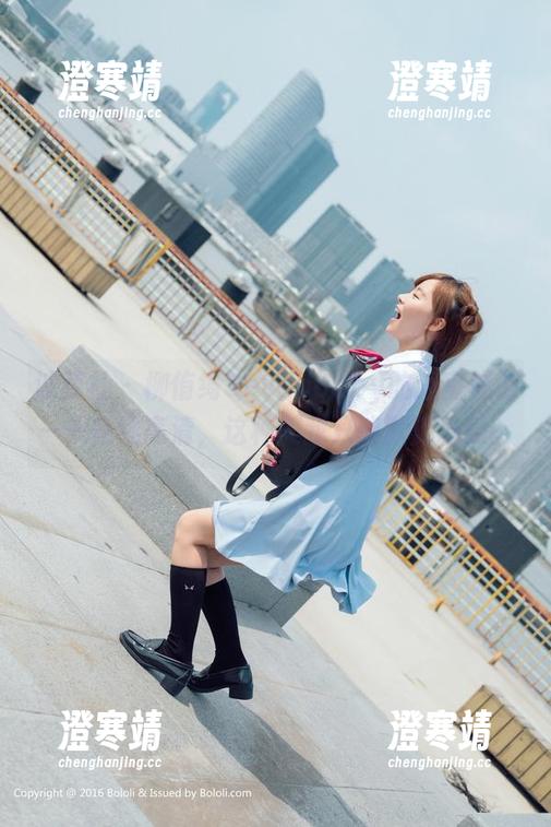 波萝社 - 柳侑绮Sevenbaby的浴室魅力——在线高清，这种美我只能默默承受。