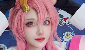 流一_喵喵喵喵喵喵的《明日方舟》套图更新，心中那点小悸动又上来了，不过还是有点搞不清楚…吗？