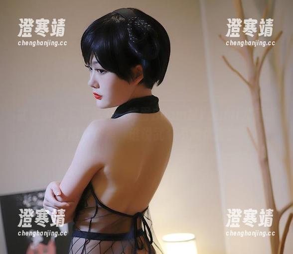 炸蛋Boom 武装的停车场魅力:炸蛋Boom携YouMi尤蜜带来图片合集,谁说武装不能优雅?