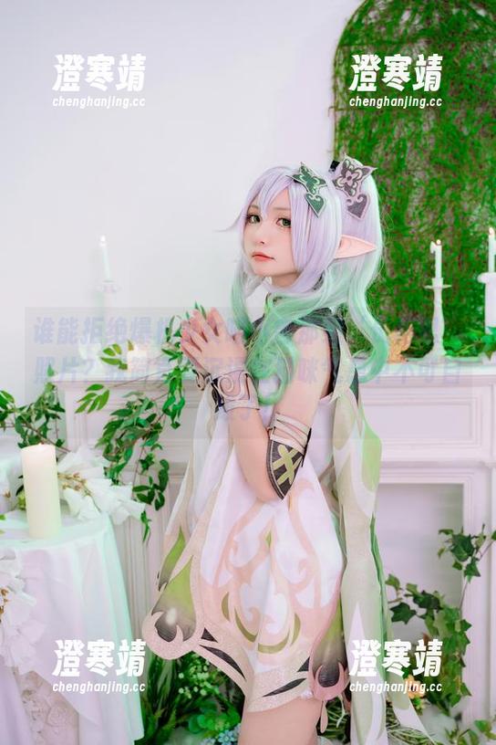 谁能拒绝爆机少女喵小吉那组‘长相思’照片？我简直要沉浸在猫咪气息中不可自拔了！