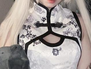 特软儿Sona的巫女合集，谁说她不能魔法般吸引？