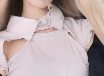 无圣光下的狐玖玖：碧蓝航线大凤套图，敢来看看吗？