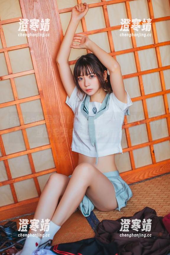 疯猫ss的居家OL私拍图包——这是什么新型的宅男宅女生活指南？！
