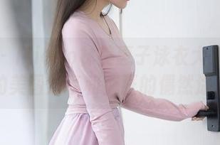 秀人网 – Mieko林美惠子泳衣大揭秘：绝对的美图分享和疯狂的偶然涂鸦！