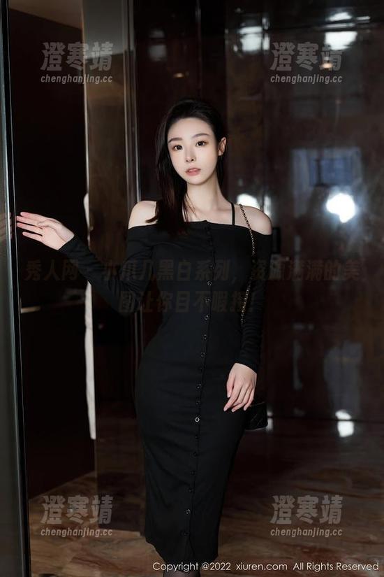秀人网-小爪几 秀人网 - 小爪几黑白系列,资源满满的美图让你目不暇接!
