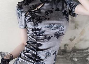 秀人网 – 小逗逗和她的水手服套图，你敢下载吗？可能会让你想起最青春的那段疯癫。
